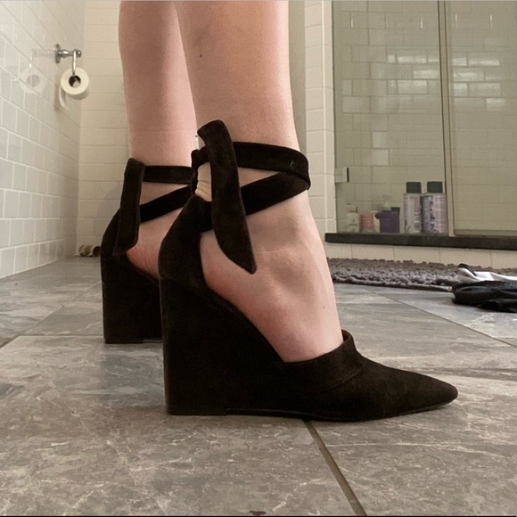 Tory Burch Shoes - Tory Burch Pointed Tie-up Wedges